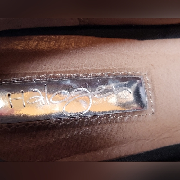 Halogen Women's Black Leather Slip On Embellished Loafers w/ Lug Sole - Size 6M - Picture 7 of 7